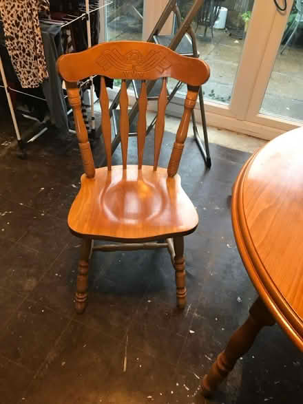 Photo of free Dining Room table & chairs (WR4) #1