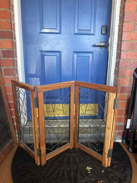 Photo of free Pet Gate (Del ray Alexandria) #1