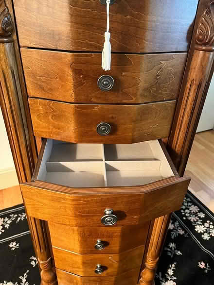 Photo of free Jewelry Chest (South End) #4