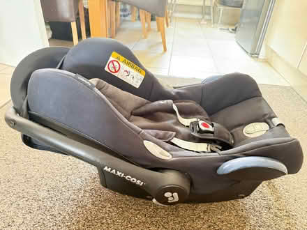 Photo of free Maxi-Cosi car seat (Oadby Lodge Farm LE2) #3