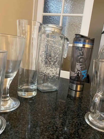 Photo of free Glasses and jugs (West Ewell Epsom KT19) #1