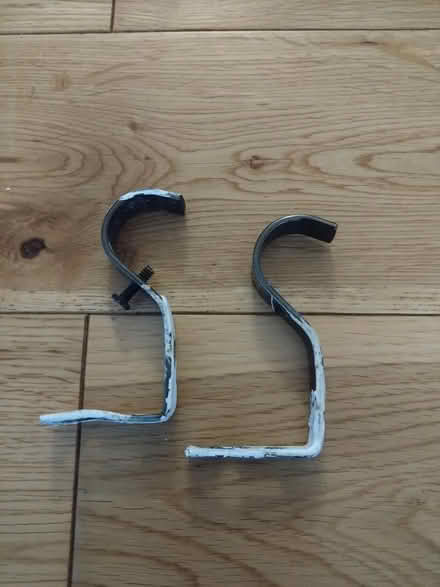 Photo of free Curtain rod (Kennington, SE11) #3