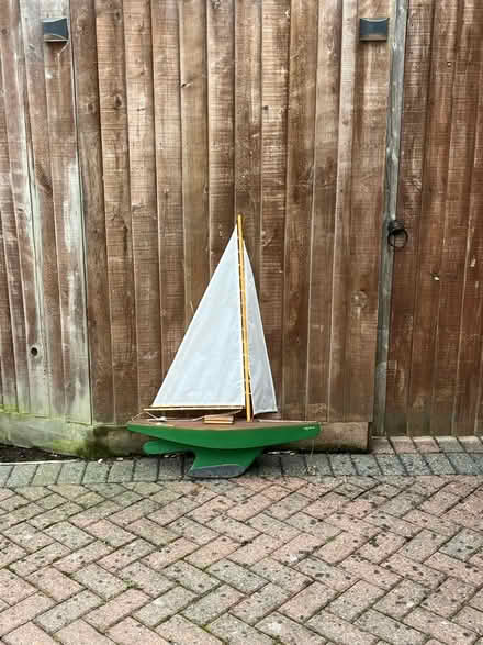 Photo of free Model sailing boat (The Hythe CM9) #1