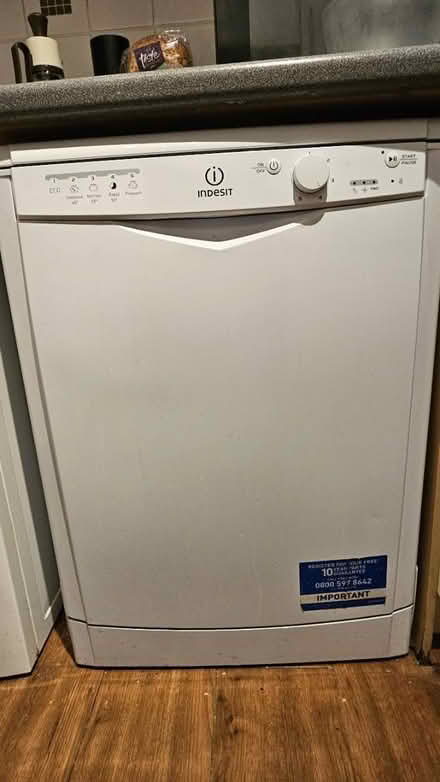 Photo of free Full size dishwasher (AL4 9JQ) #1