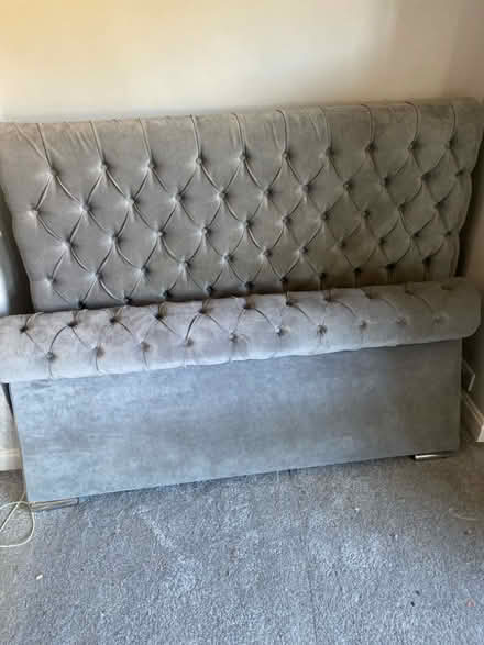 Photo of free King size headboard and footboard (Worcester Park KT4) #2