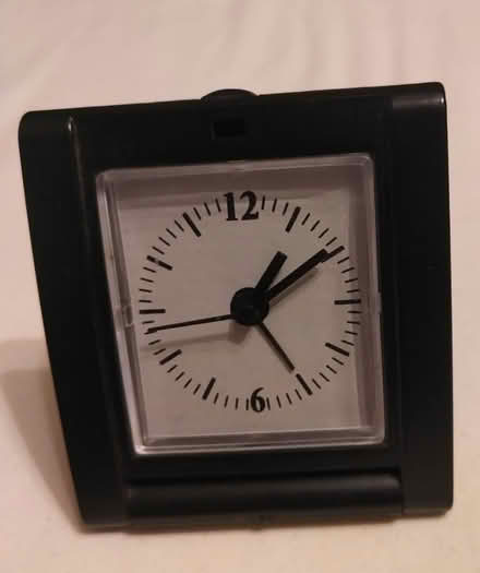 Photo of free Small travellers alarm clock (Hereford HR4) #1