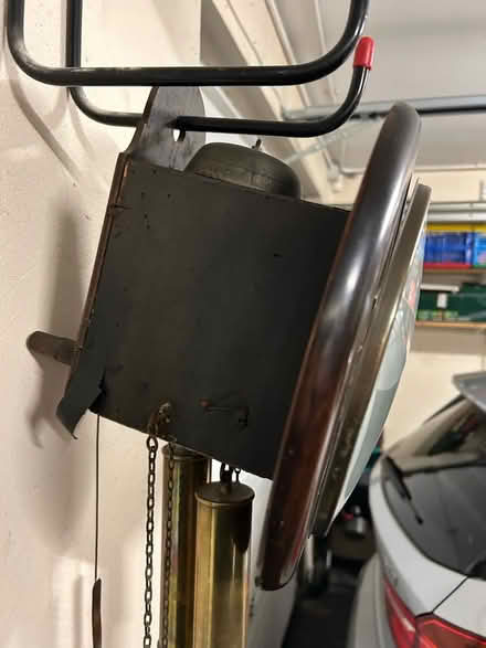 Photo of free Antique Wall Hanging Pendulum Clock (Monkstown BT37) #4