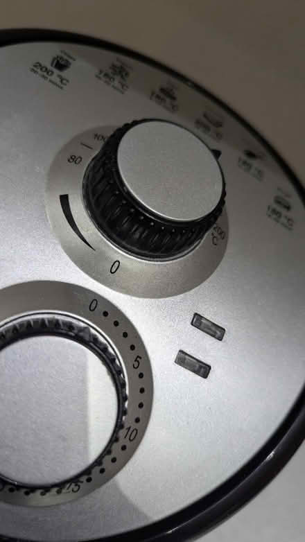 Photo of free Salter small air fryer (W4) #3