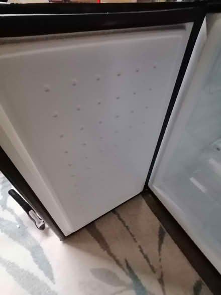 Photo of free Indesit fridge freezer (Airdrie ML6) #2