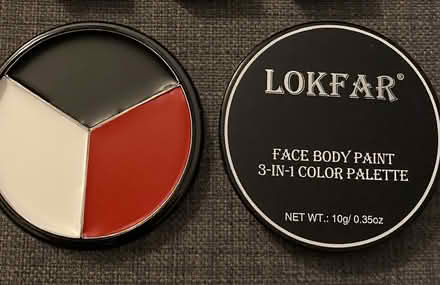 Photo of free Face paint - 3 colors (midtwn) #1