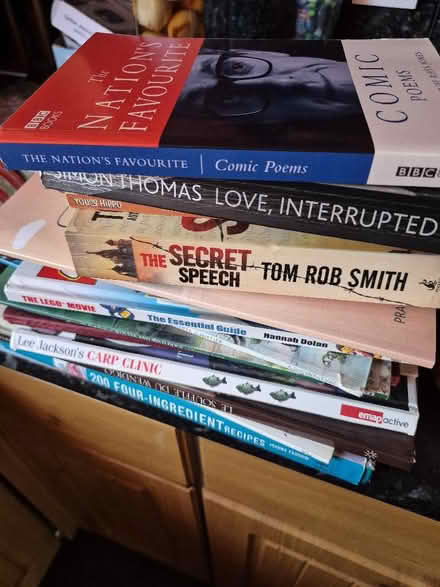 Photo of free Books (Hollinswood TF3) #1