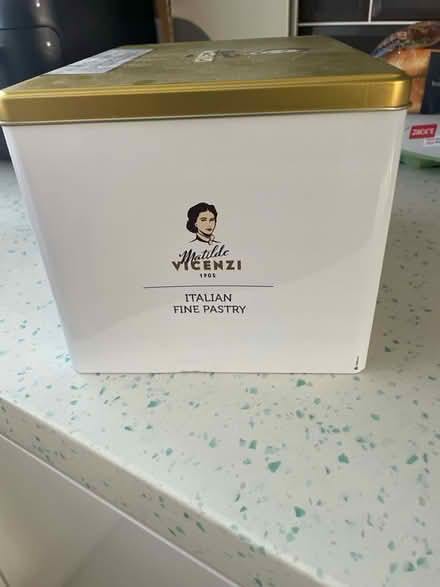 Photo of free Biscuit tin (Selsey PO20) #4