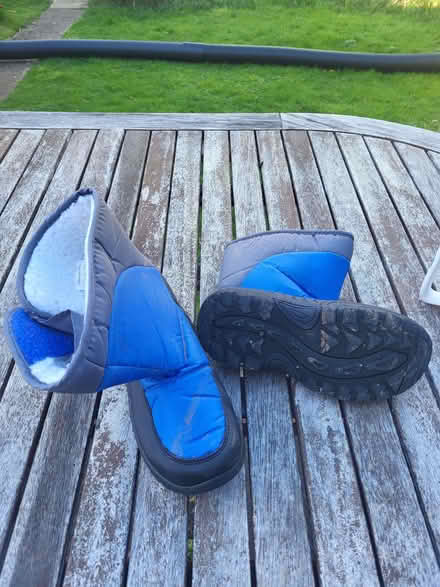 Photo of free Kids snow boots size 1 (Barnard's Green WR14) #1