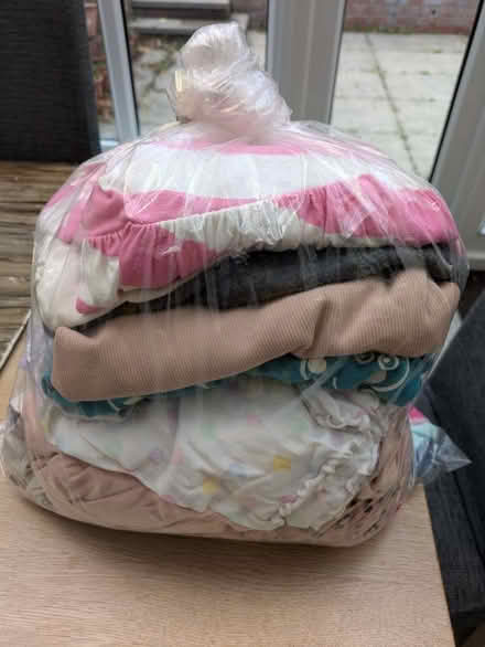 Photo of free Girls clothes 4-6 YO (Warley CM14) #1