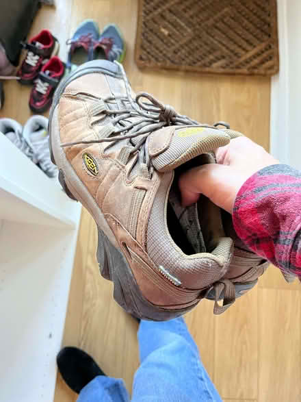 Photo of free UK Size 7 Wide Hiking Boots (Darby Green GU46) #2