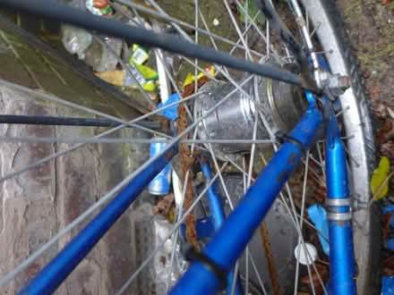 Photo of free old bike to fix up or use for parts (Endcliffe S11) #3