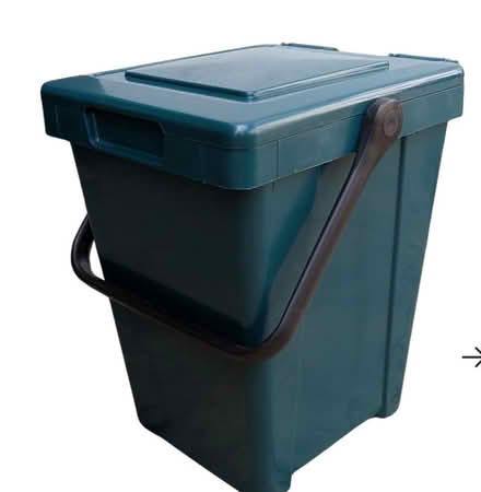 Photo of Small compost lockable bin (BN22) #1