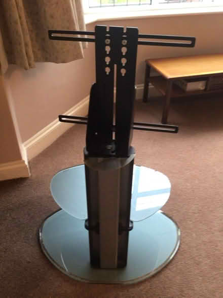 Photo of free Tv stand (Billericay) #2