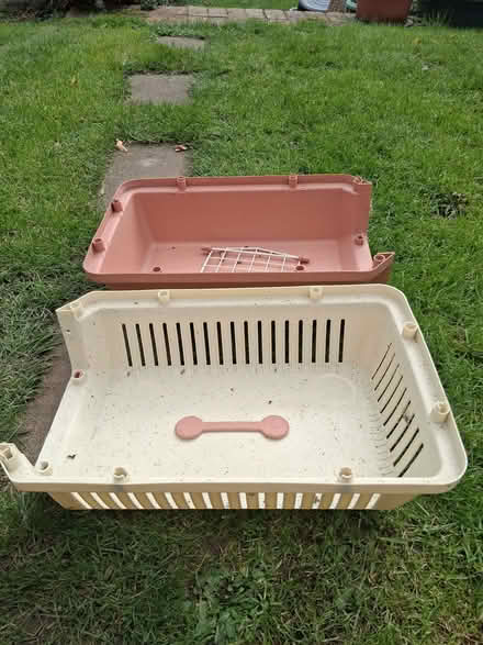 Photo of free Cat box (Stroud GL5) #1