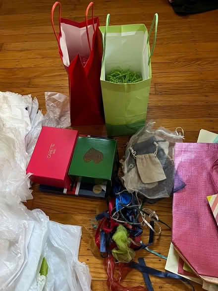 Photo of free Gift bags, tissue paper, gift boxes (Ardmore 19003) #3