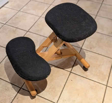 Photo of free Kneeling chair (Oxford OX4) #1