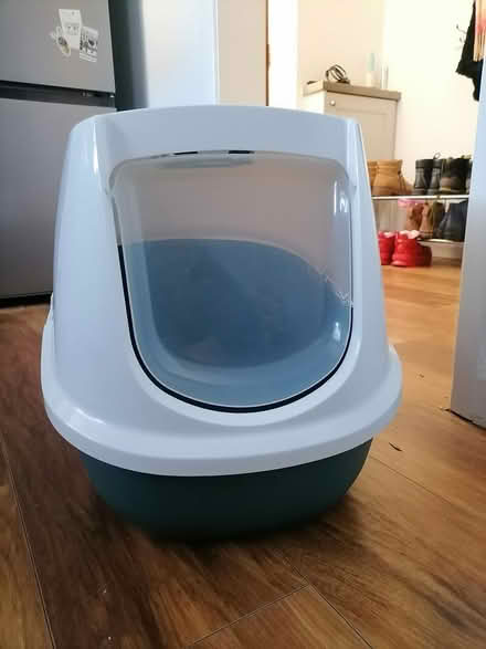 Photo of free Cat litter tray (Bradford on Avon BA15) #1