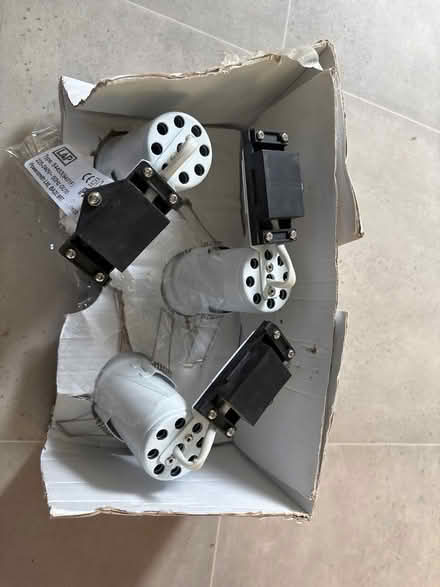 Photo of free 3 Downlights IP20- LAP GU10 (Peachcroft OX14) #2