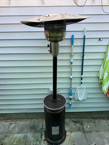 Photo of free Top hat patio heater (Odenton) #3