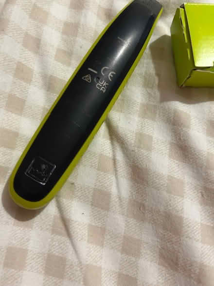 Photo of free Philips one blade, with charger (ware SG12) #2