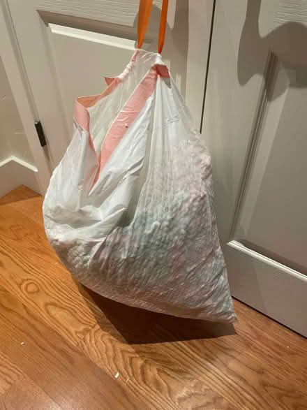 Photo of free Packing popcorn peanuts (85/Saratoga Ave) #1