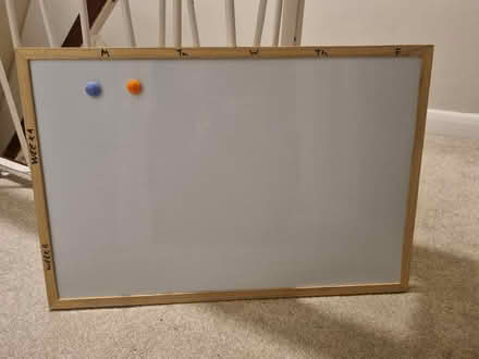 Photo of free White board (Kingsway) #1