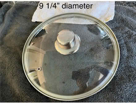 Photo of free Pot lids (Orléans) #3