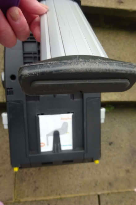 Photo of free Baby Car Seat MaxiCosi 45-75cm (Burnopfield NE16) #4