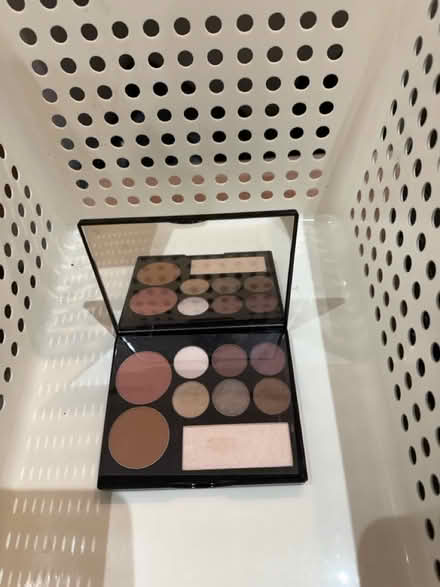 Photo of free No 7 Makeup Palette (Billericay CM11) #1