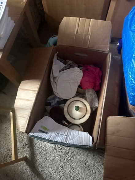 Photo of free 2 Boxes of Chinaware (CT17) #1