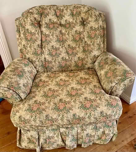 Photo of free Armchair (Kincumber) #1