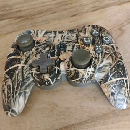 Photo of free Video Game Controller (Darien) #1