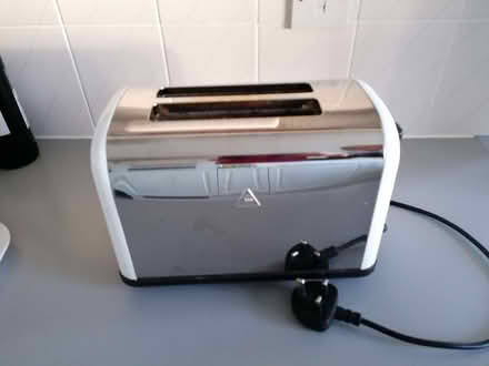 Photo of free Toaster (Deneside View DH2) #1