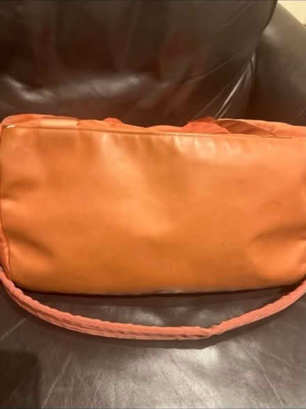 Photo of free Ladies gym bag gymshark (SW3) #4