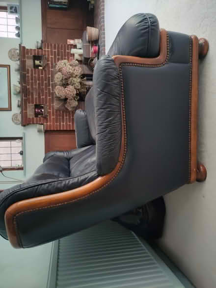 Photo of free 3 seater leather sofa (Norbiton KT3) #2