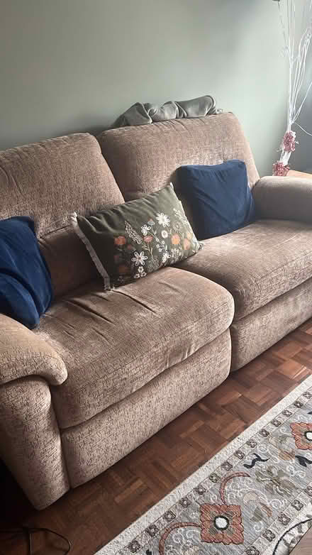 Photo of free Sofas (GU22) #1