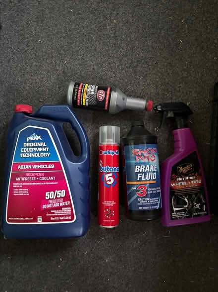 Photo of free car wash and maintenance supplies (Belmont- ralston and el camino) #1