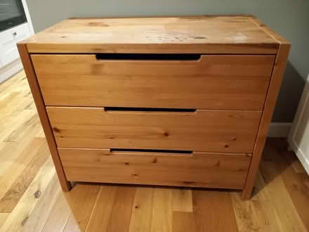 Photo of free chest of drawers (RG6 near Palmer Park) #1
