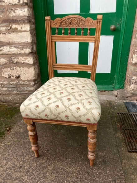 Photo of free Bedroom chair (Dorstone HR3) #1