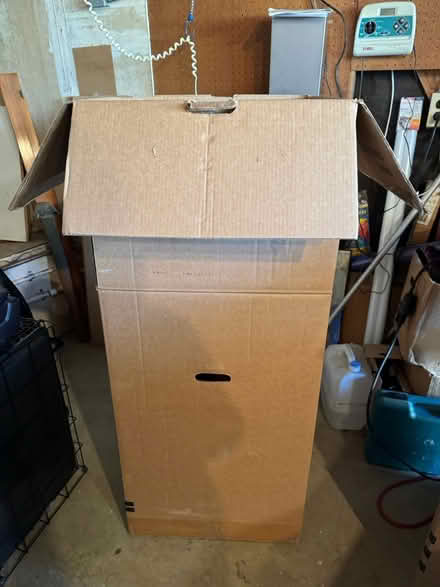Photo of free Wardrobe box and packing paper (Fremont/85) #3