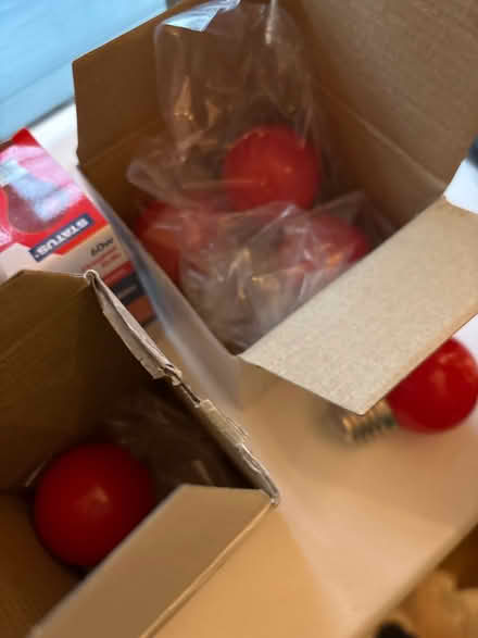 Photo of free Orange bulbs x 8 (Highgate N6) #2