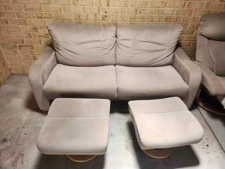 Photo of free Lounge suite (Hillarys) #1