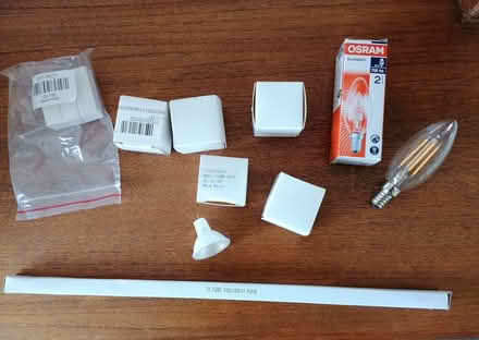 Photo of free Various light bulbs (Deneside View DH2) #1