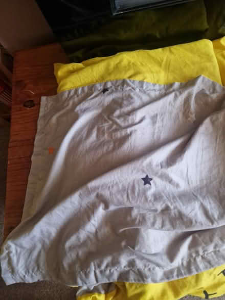 Photo of free Single duvet cover yellow (Edinburgh EH12) #2