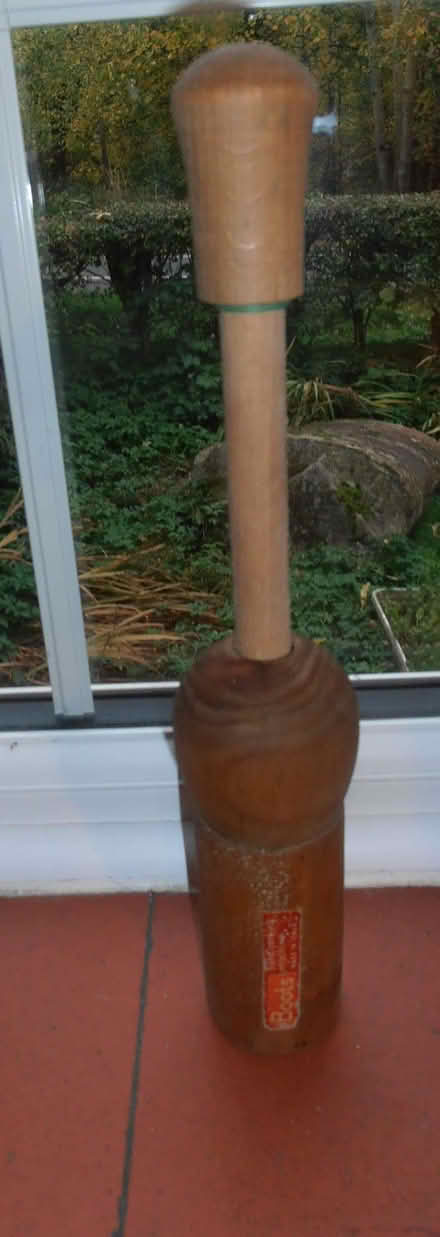 Photo of free Bottle corker (Newnham RG27) #1